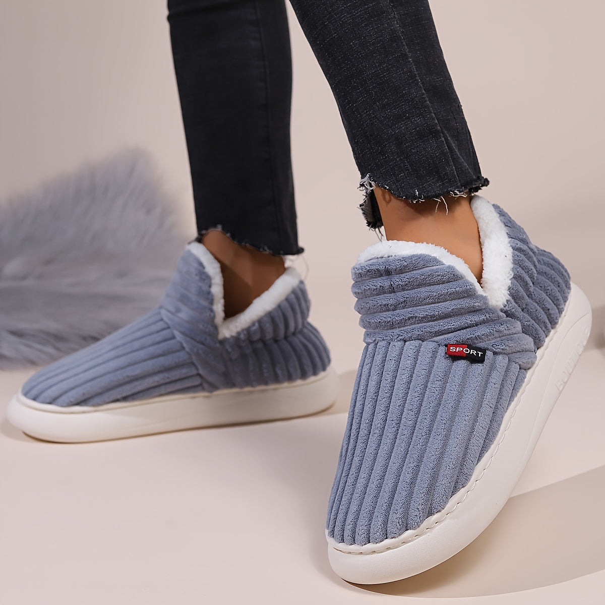 Zephyr | Hausschuhe aus Plüsch mit Schlupfdesign Für Frauen