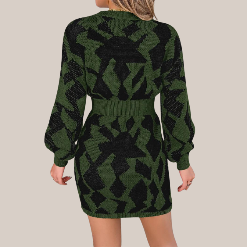 Zephyr | Strickkleid mit V-Ausschnitt und Geometrischem Muster