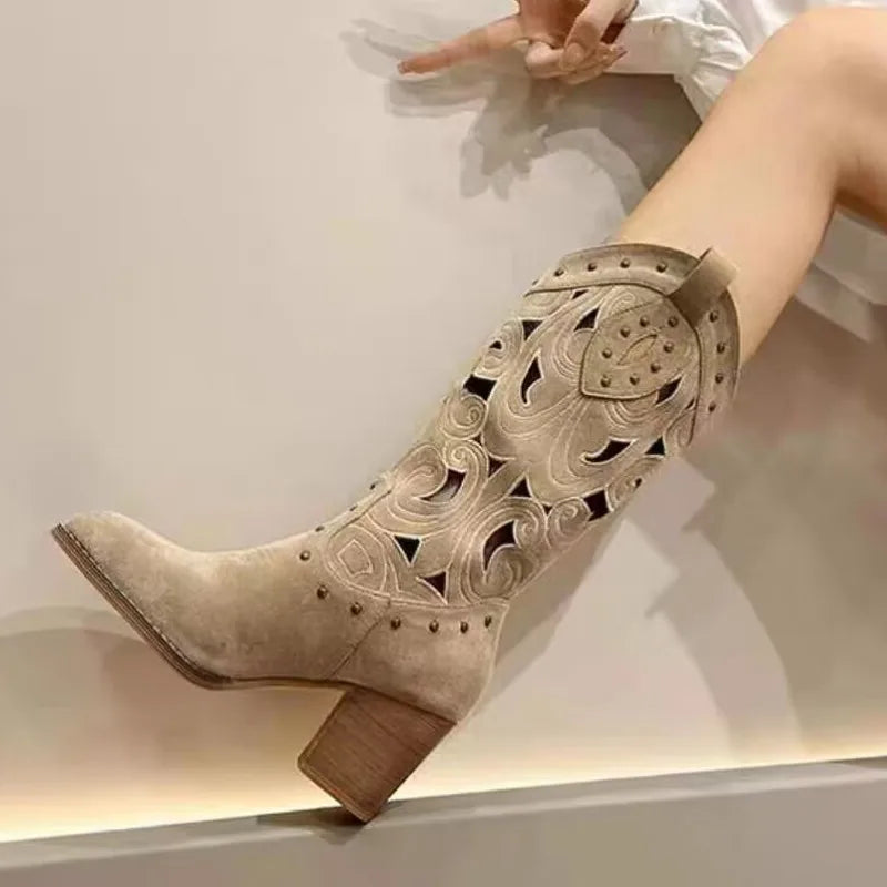 Zephyr | Western-Stiefeletten mit Ausschnitten und Nieten