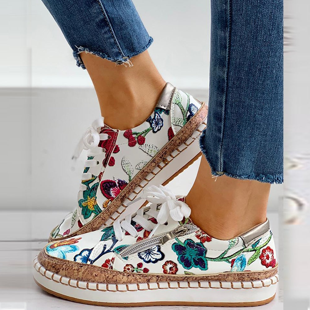 Zephyr | Orthopädische Turnschuhe mit Blumendruck und Schnürsenkeln
