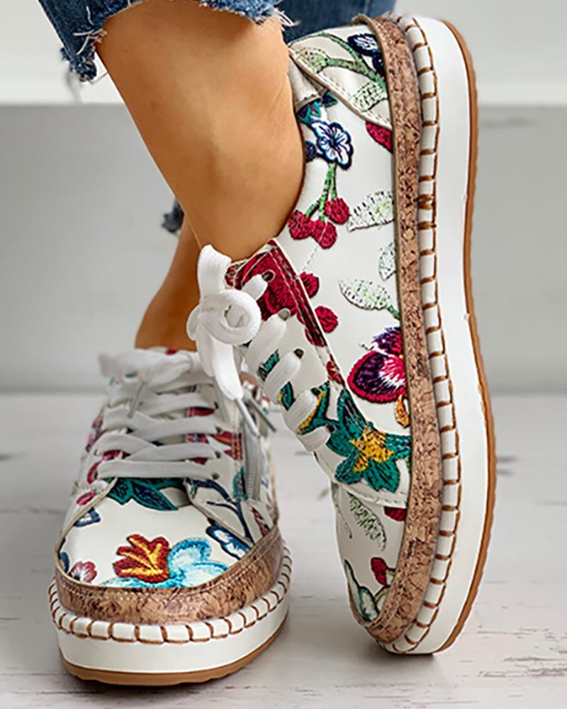 Zephyr | Orthopädische Turnschuhe mit Blumendruck und Schnürsenkeln