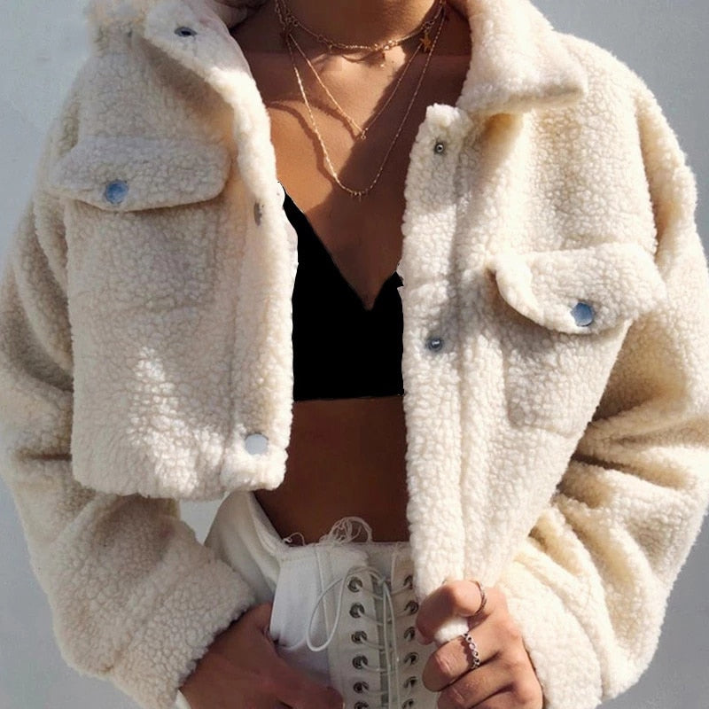 Zephyr | Modische und minimalistische Wintershorts