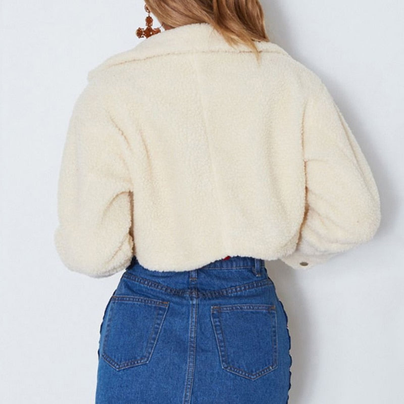 Zephyr | Modische und minimalistische Wintershorts
