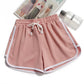 Zephyr| Damen Streifenshorts mit atmungsaktivem, elastischem Bund