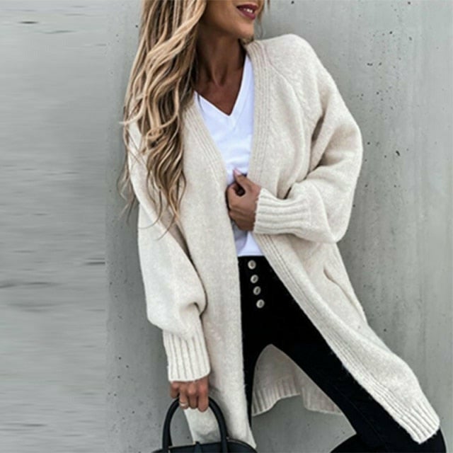 Zephyr | Langes, weiches Damenstrickjacke mit einer lässigen Passform